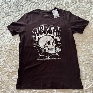 H&M Boys T Shirt Dark Brown with Skull Size 16/18